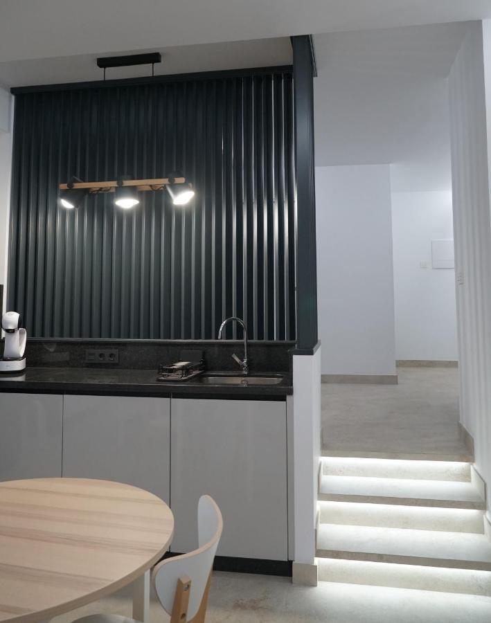 Apartamento Turistico Hermanos Infantes 埃斯特波纳 外观 照片