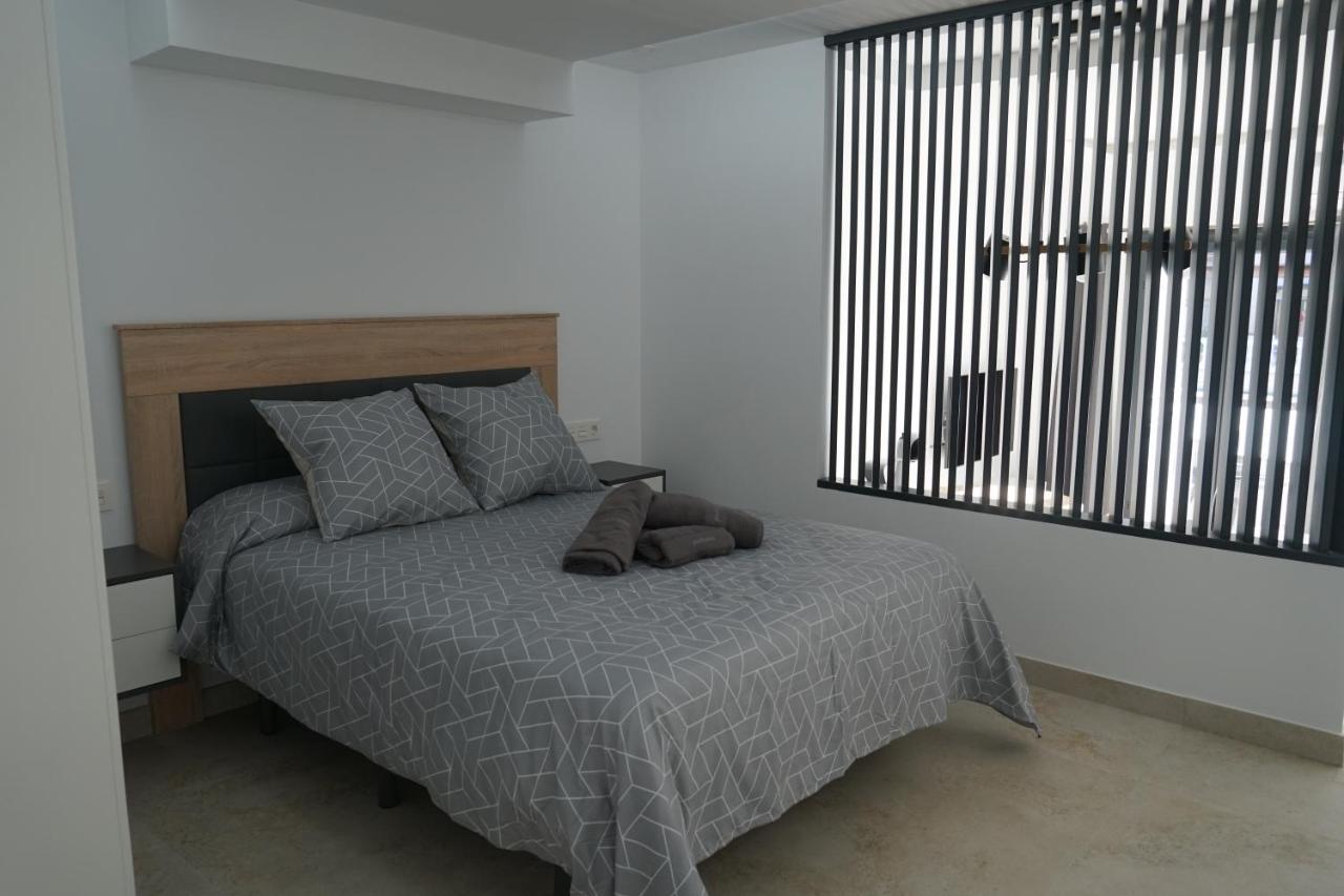 Apartamento Turistico Hermanos Infantes 埃斯特波纳 外观 照片
