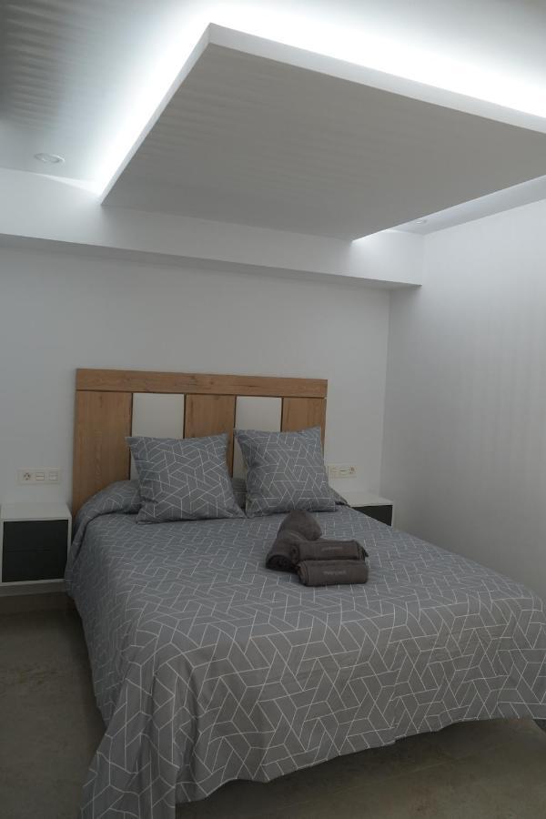 Apartamento Turistico Hermanos Infantes 埃斯特波纳 外观 照片
