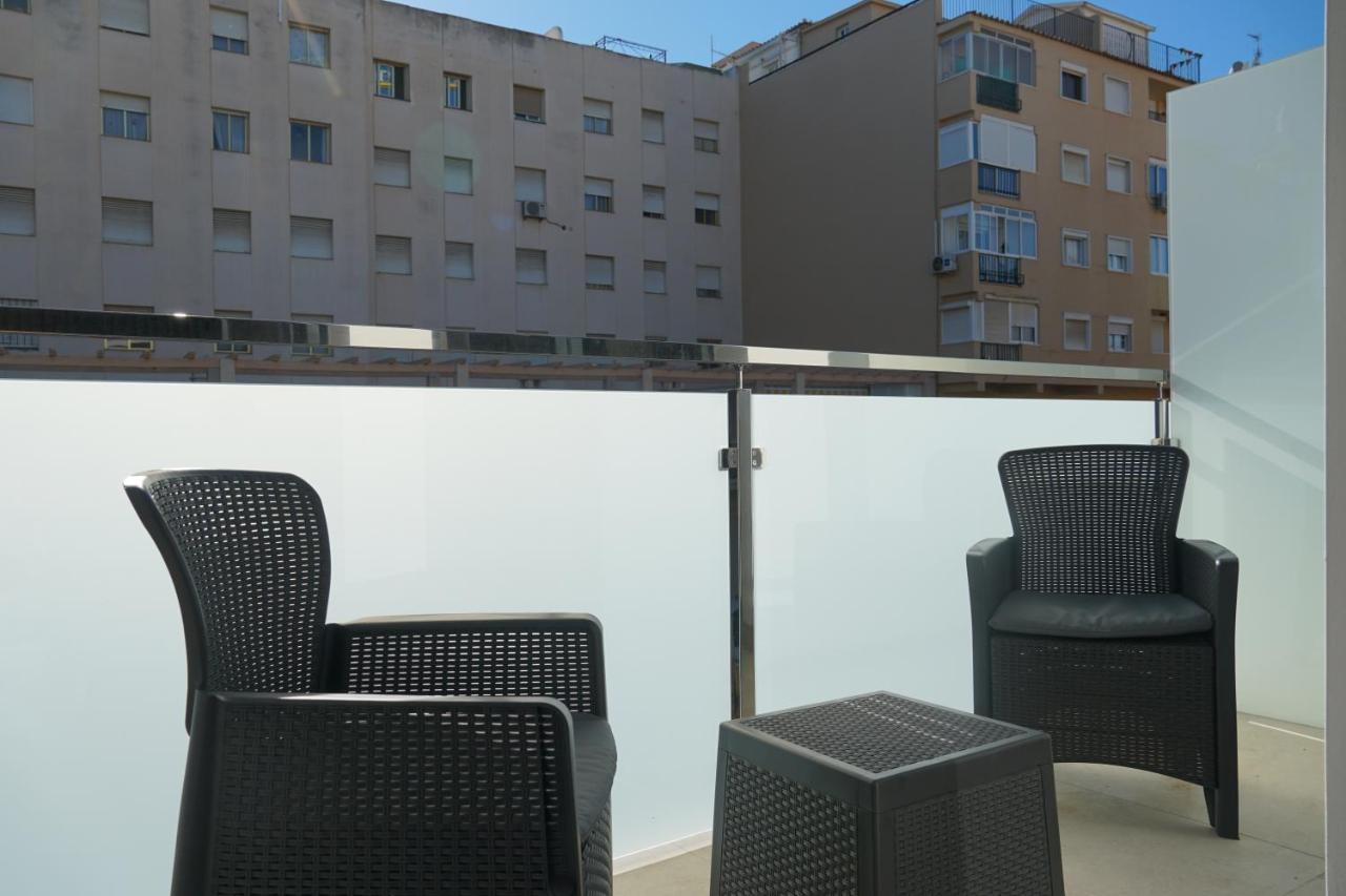 Apartamento Turistico Hermanos Infantes 埃斯特波纳 外观 照片