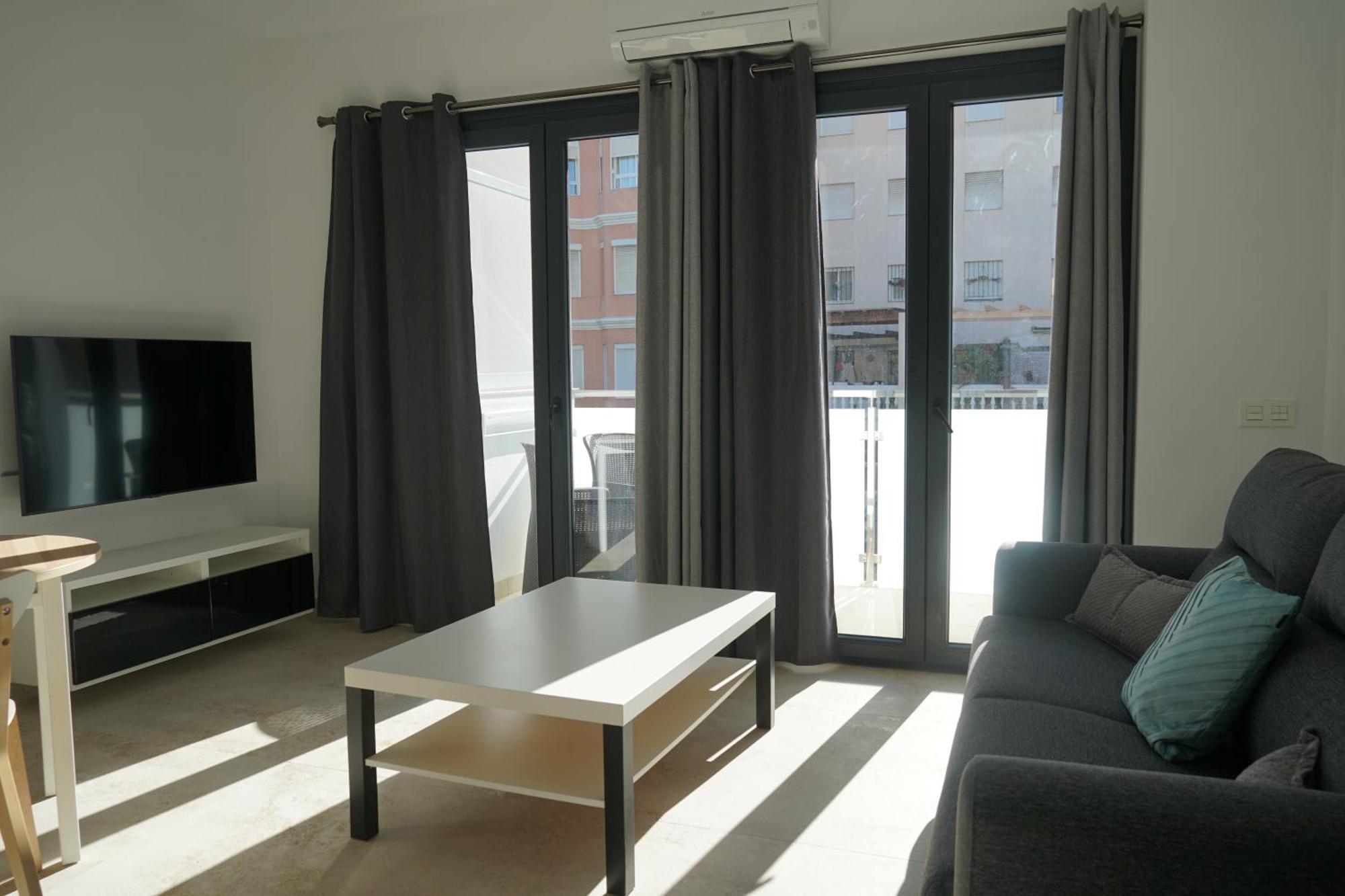 Apartamento Turistico Hermanos Infantes 埃斯特波纳 外观 照片