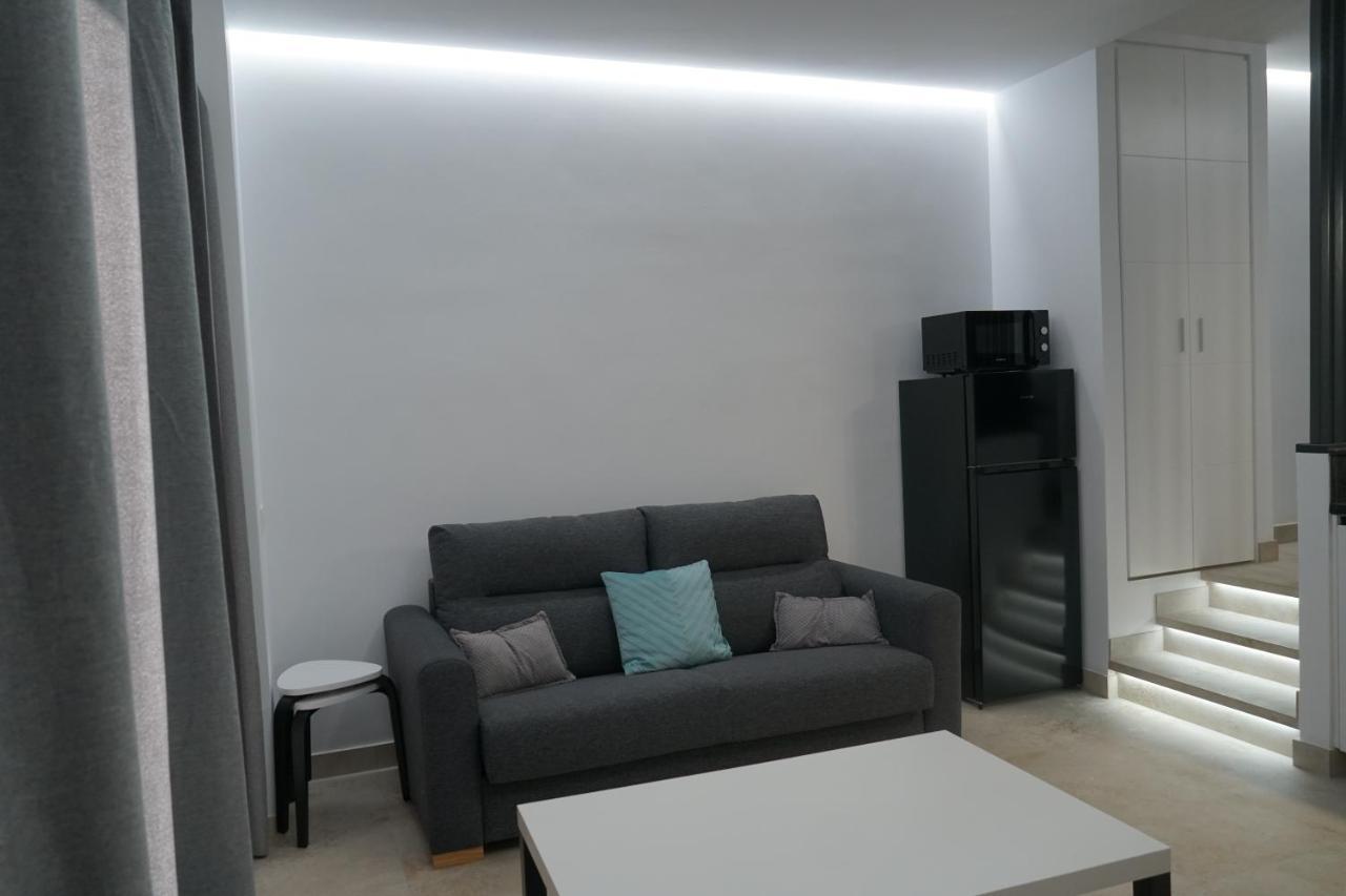 Apartamento Turistico Hermanos Infantes 埃斯特波纳 外观 照片
